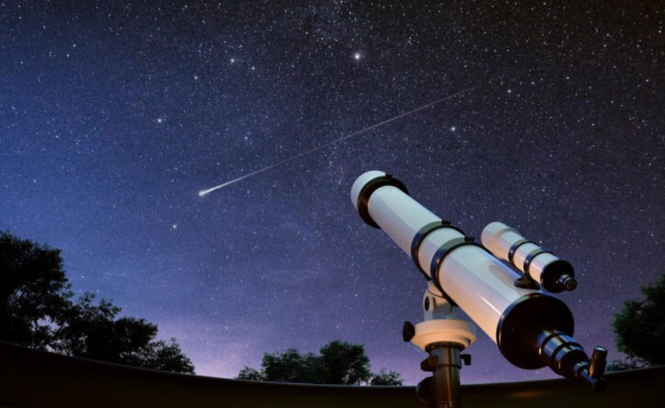 Comet Observation: Chasing Celestial Wanderers
